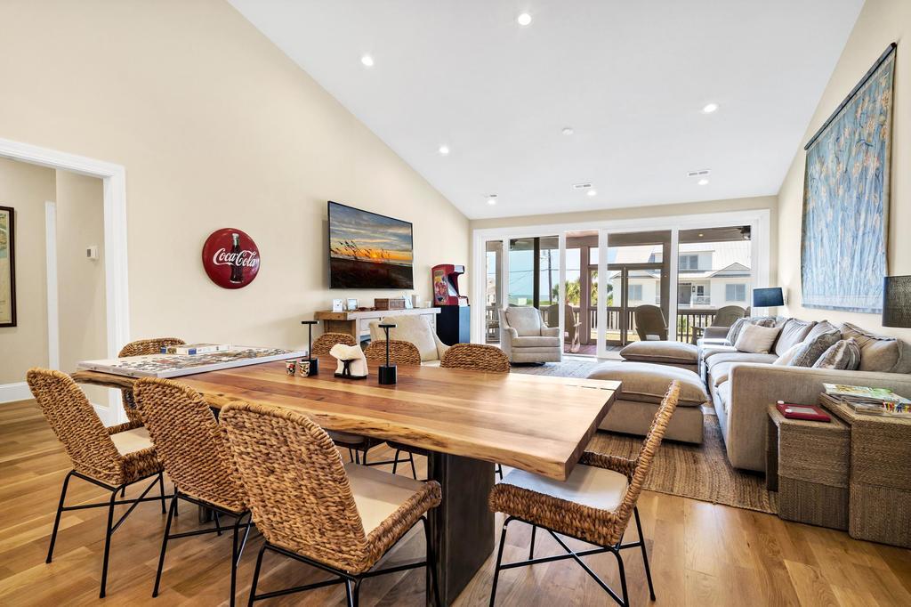 1701 A Palmetto Boulevard