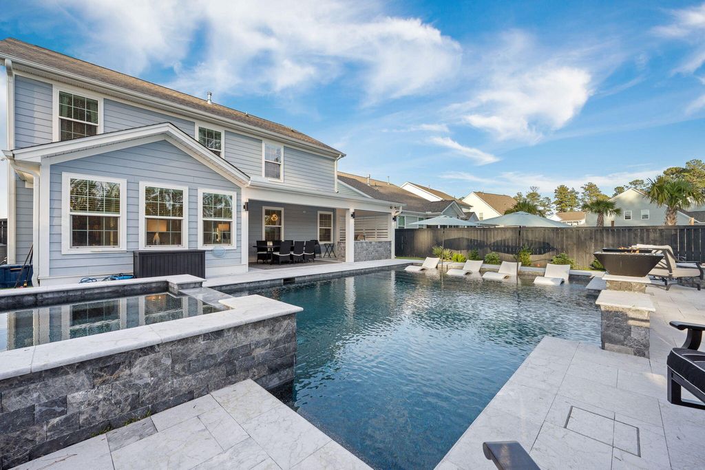 Photo of 635 Yellow Leaf Lane, Summerville, SC 29486 (MLS # 25031424)