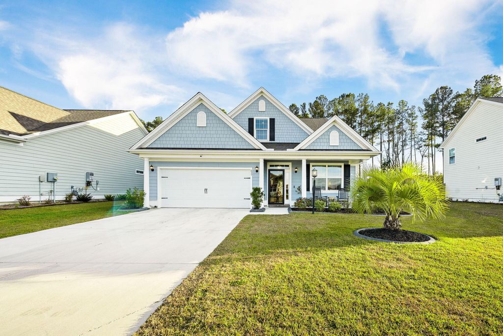 Photo of 635 Yellow Leaf Lane, Summerville, SC 29486 (MLS # 25031424)