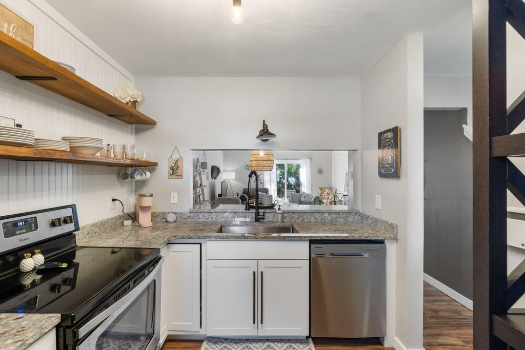 Photo of 262 Stefan Drive #10f, Charleston, SC 29412 (MLS # 25028361)