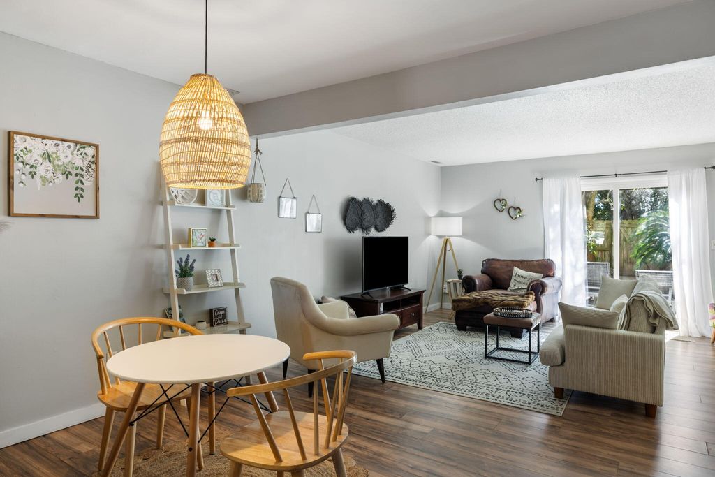 Photo of 262 Stefan Drive #10f, Charleston, SC 29412 (MLS # 25028361)