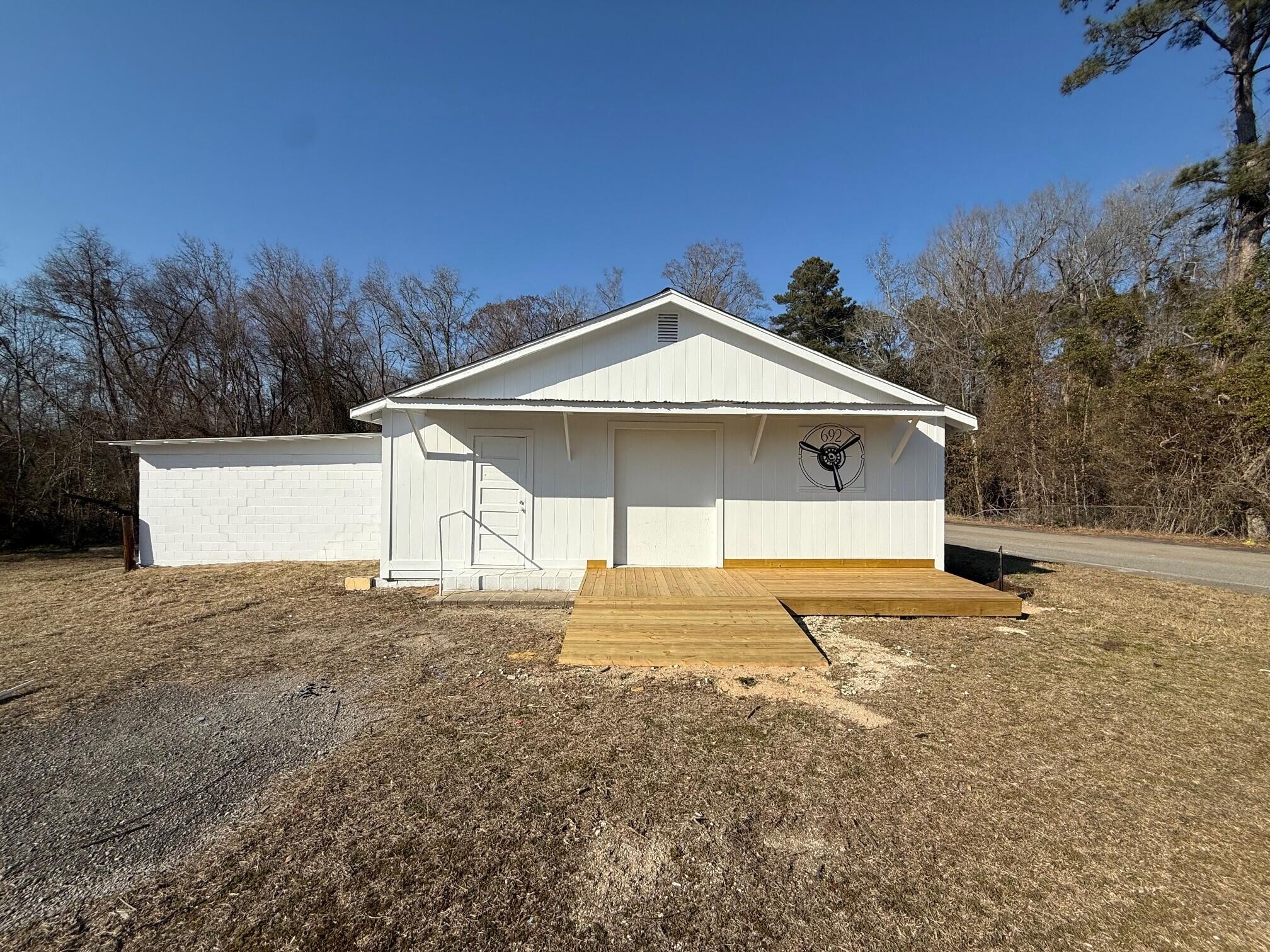 692 Murray Road