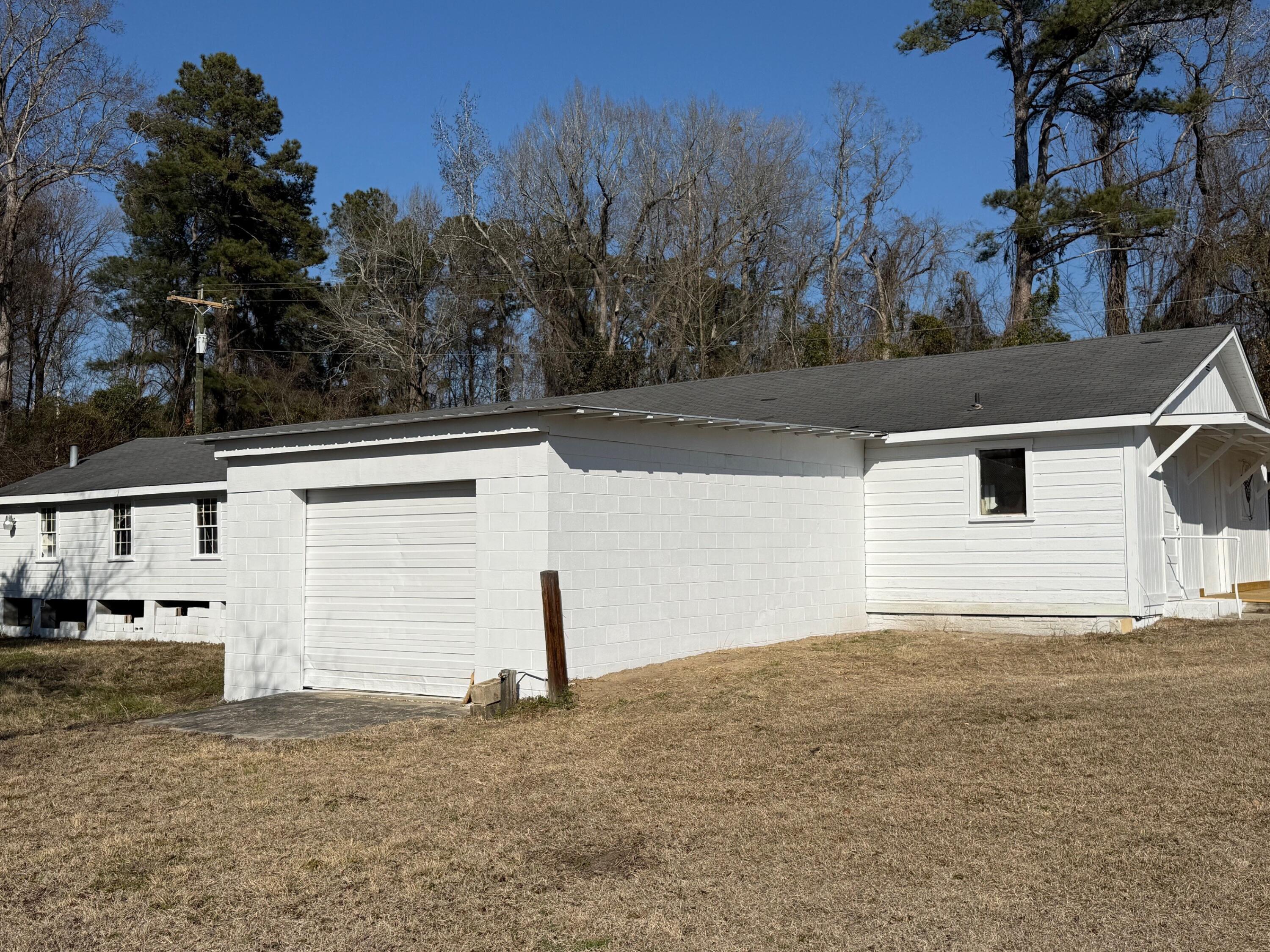 692 Murray Road