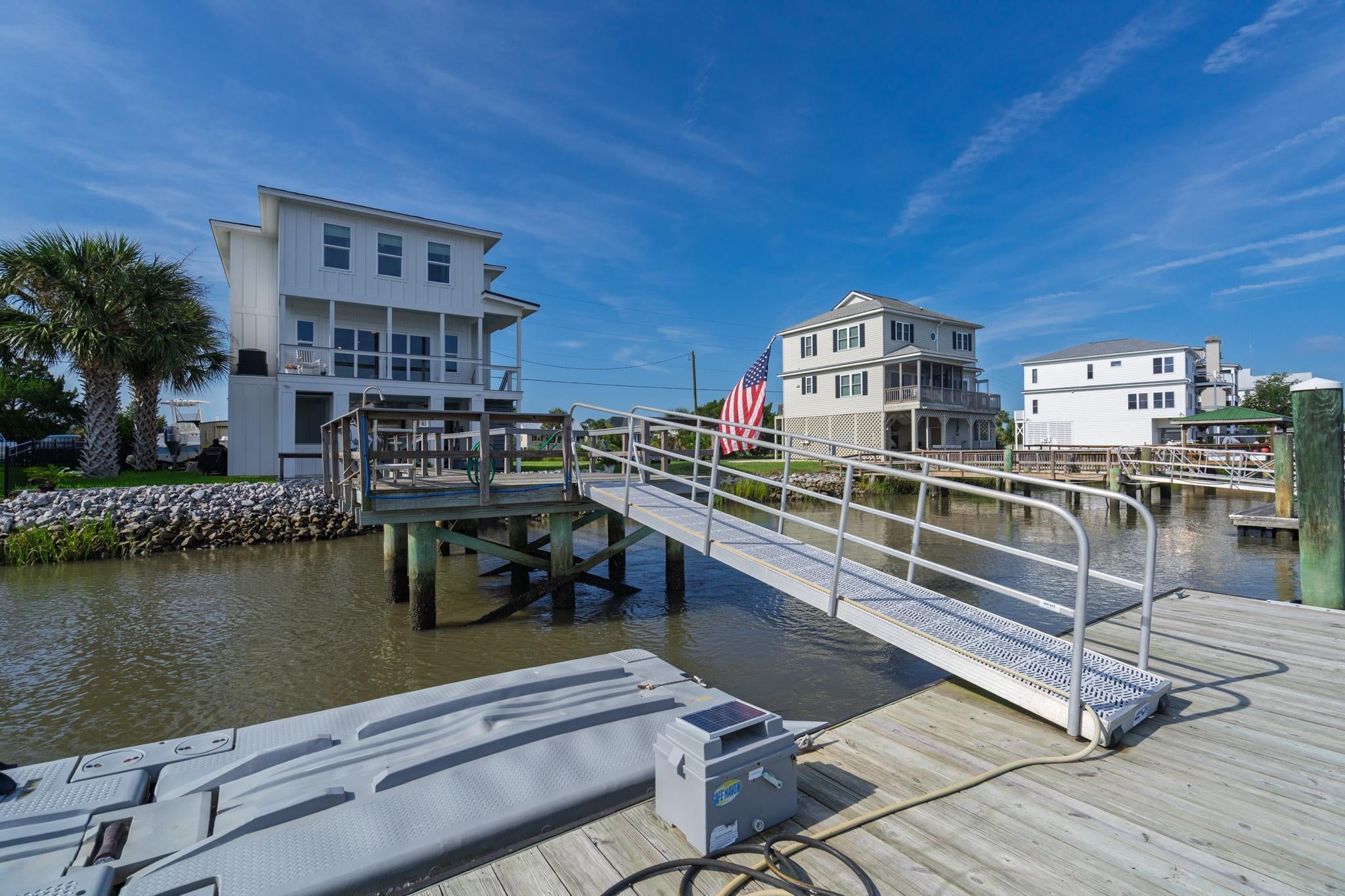 3765 Dock Site