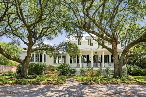 Photo of 523 Deer Street, Mount Pleasant, SC 29464 (MLS # 26021382)