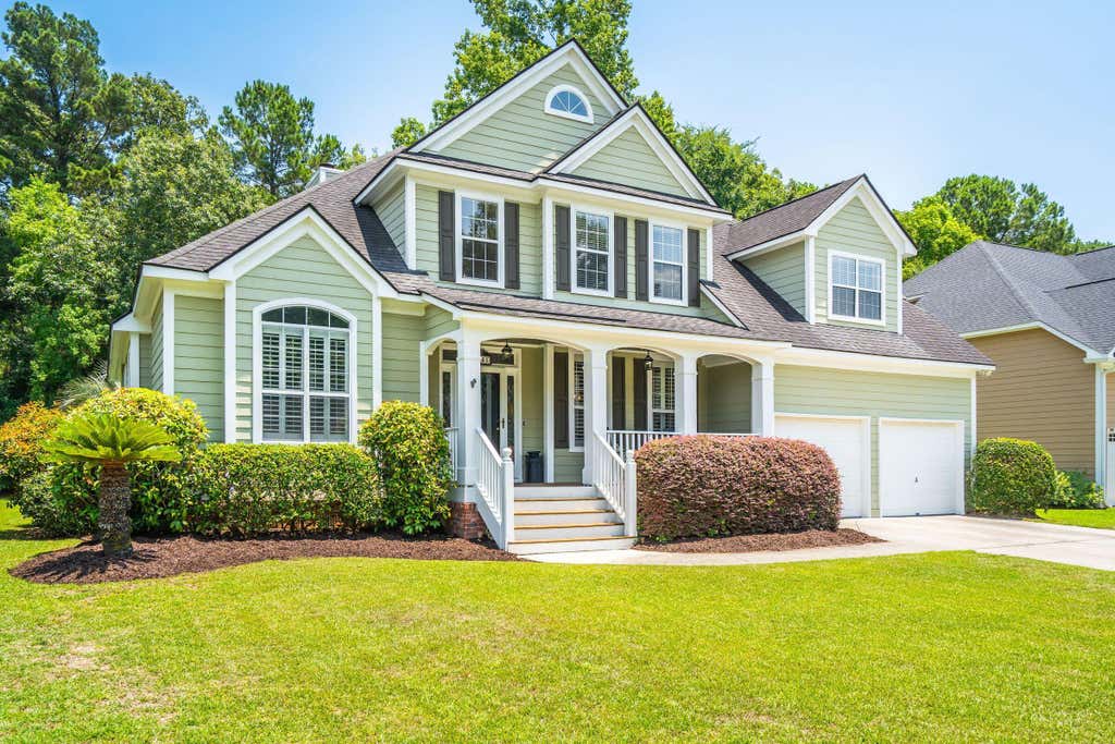 Photo of 2765 Victoria Lake Drive, Mount Pleasant, SC 29466 (MLS # 26018284)