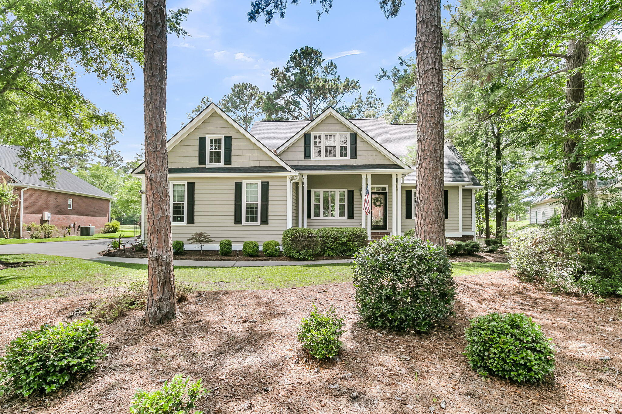 195 Prestwick Court