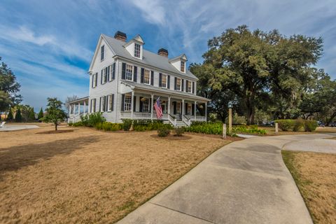 A home in Summerville