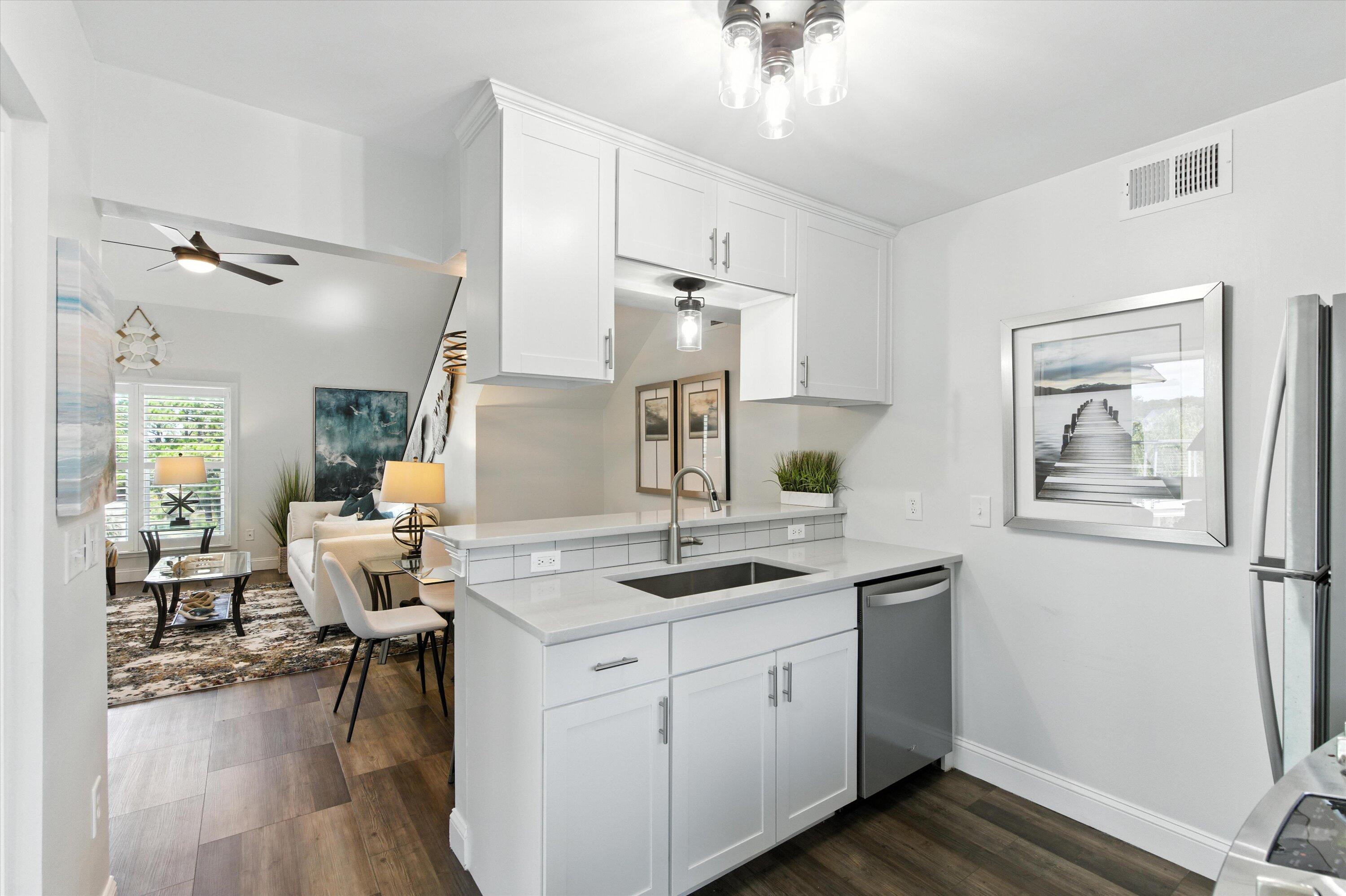 204 Little Oak Island Drive