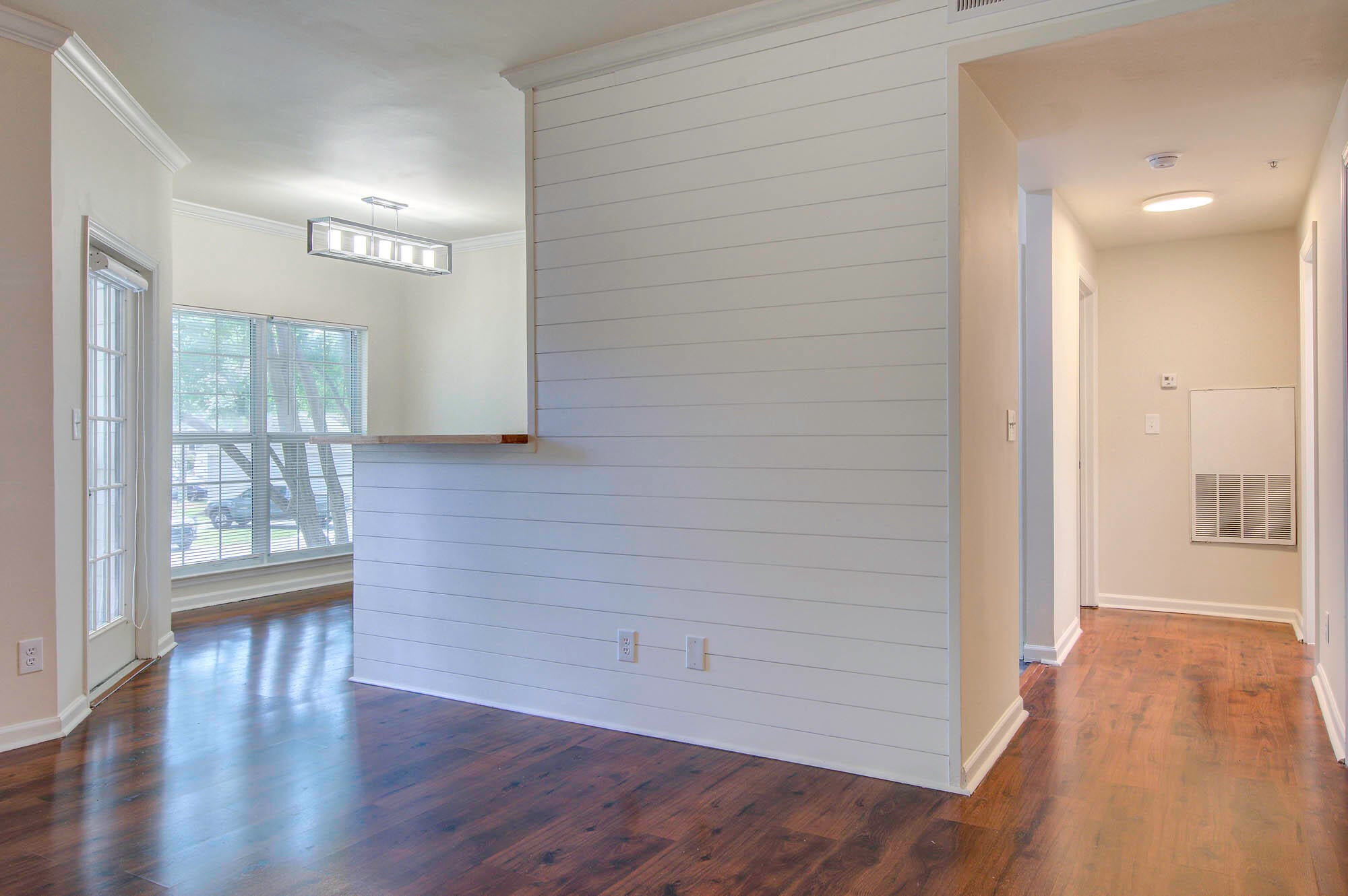700 Daniel Ellis Drive 5105