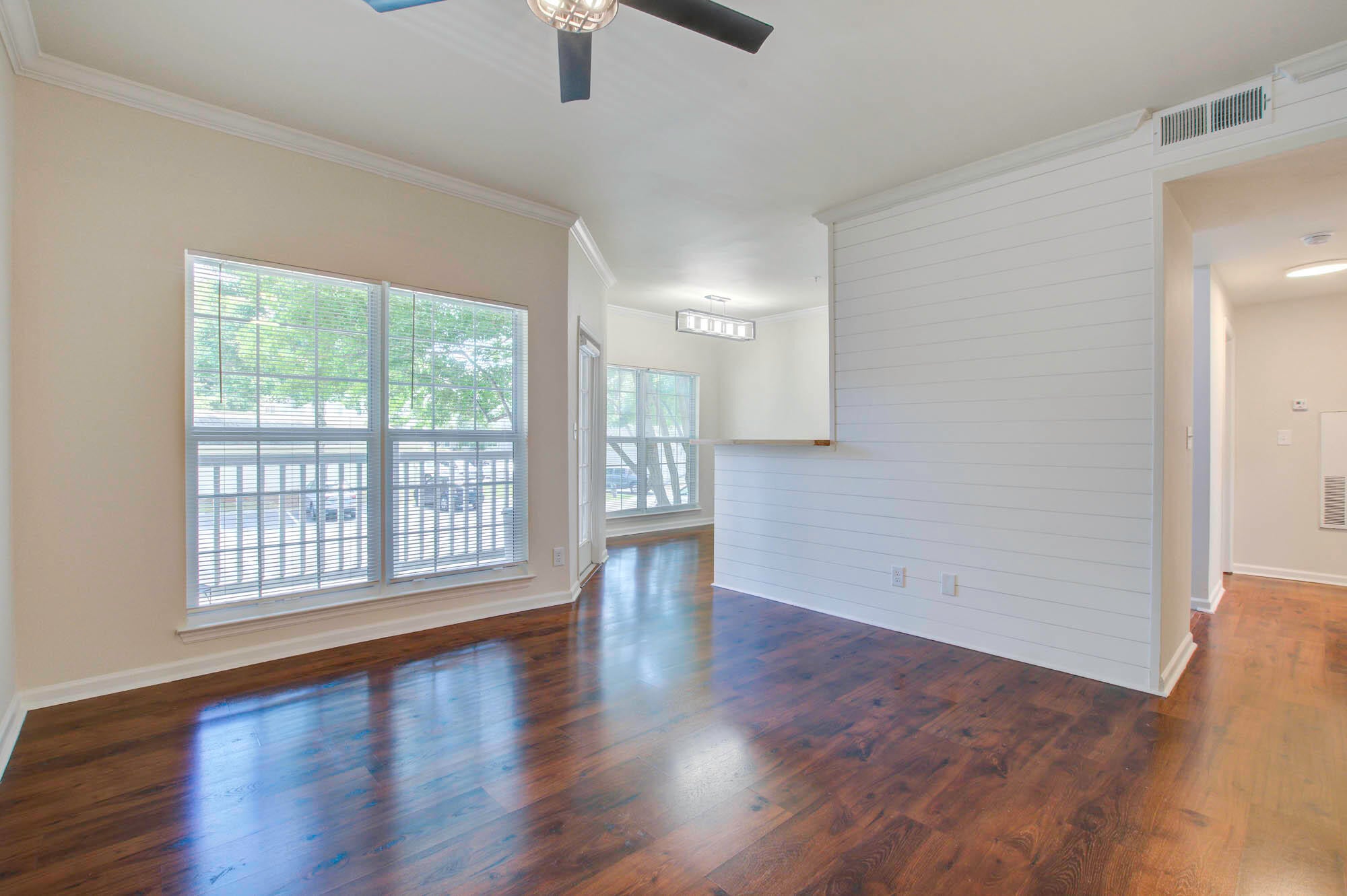 700 Daniel Ellis Drive 5105