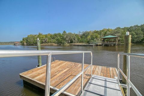 A home in Ravenel