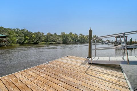 A home in Ravenel