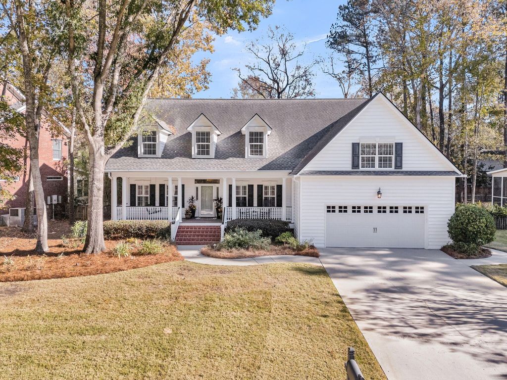 Photo of 272 Mount Royall Drive, Mount Pleasant, SC 29464 (MLS # 26000099)