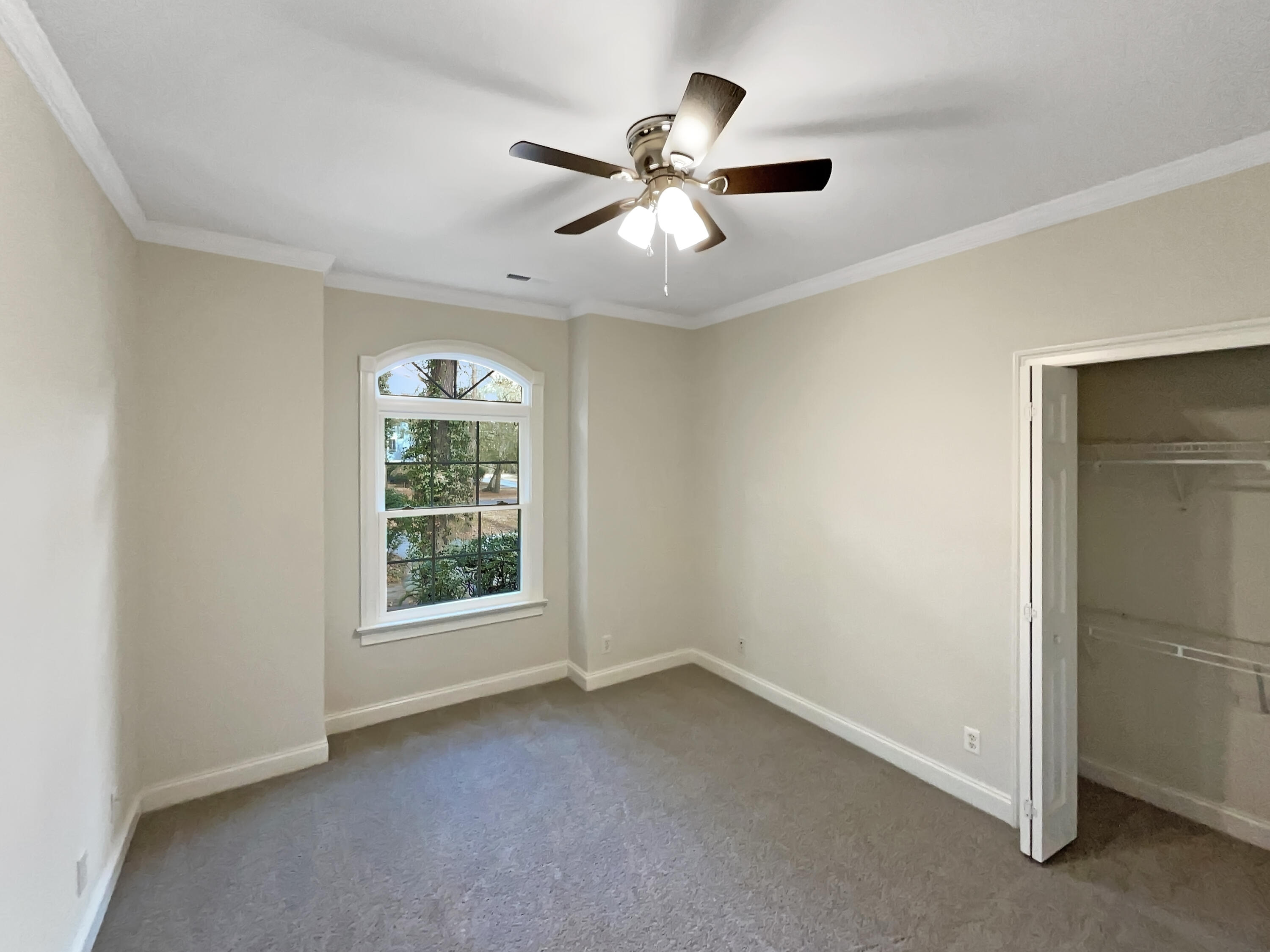 5251 Timber Race Course