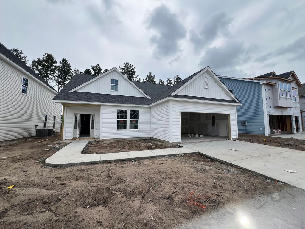 Photo of 145 Seaton Street, Summerville, SC 29486 (MLS # 25019971)