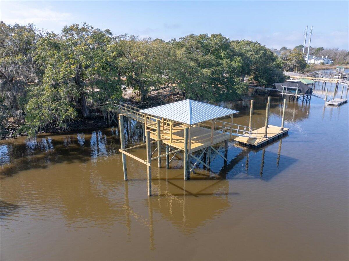 2437 Rice Pond Road
