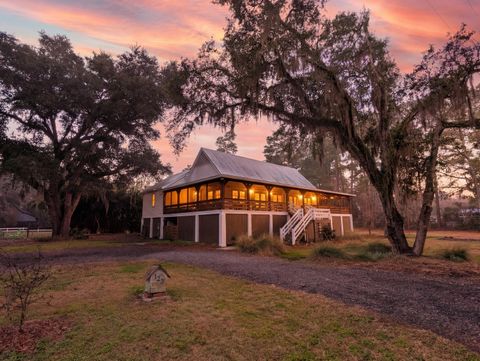 123 Cassena Street McClellanville SC 29458