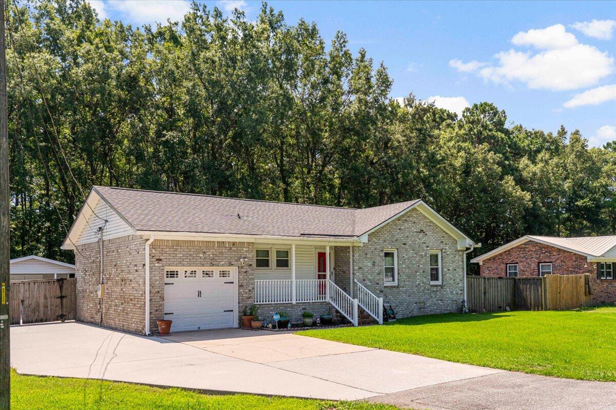 121 Gator Drive