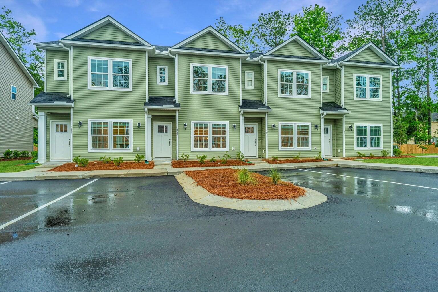 802 Twin Rivers Drive