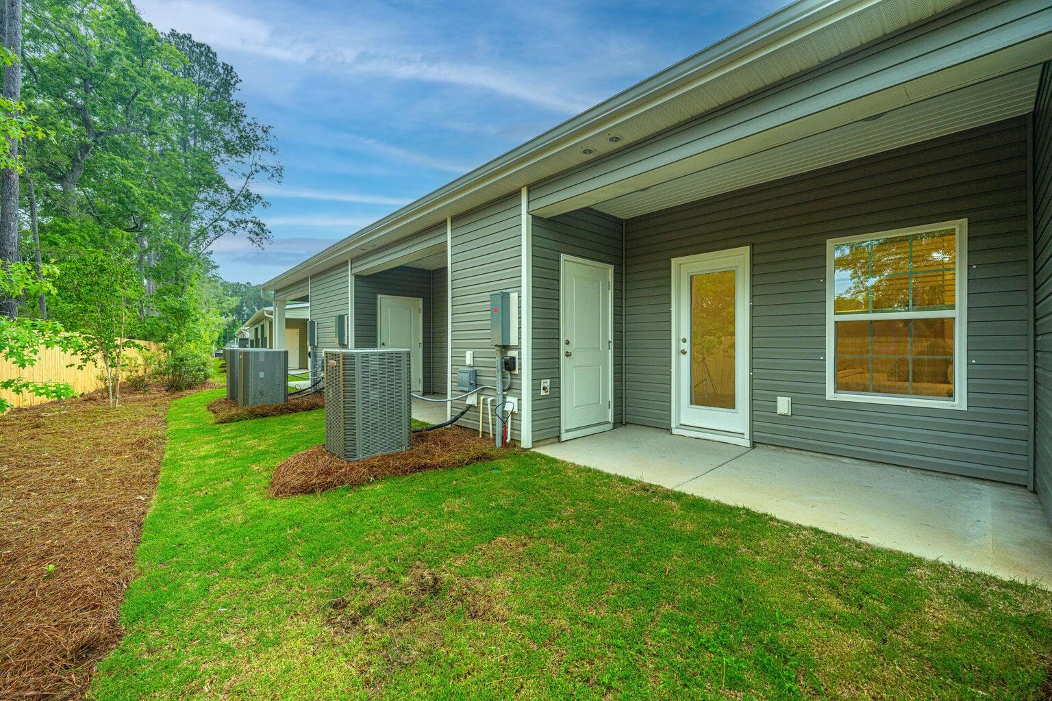 802 Twin Rivers Drive