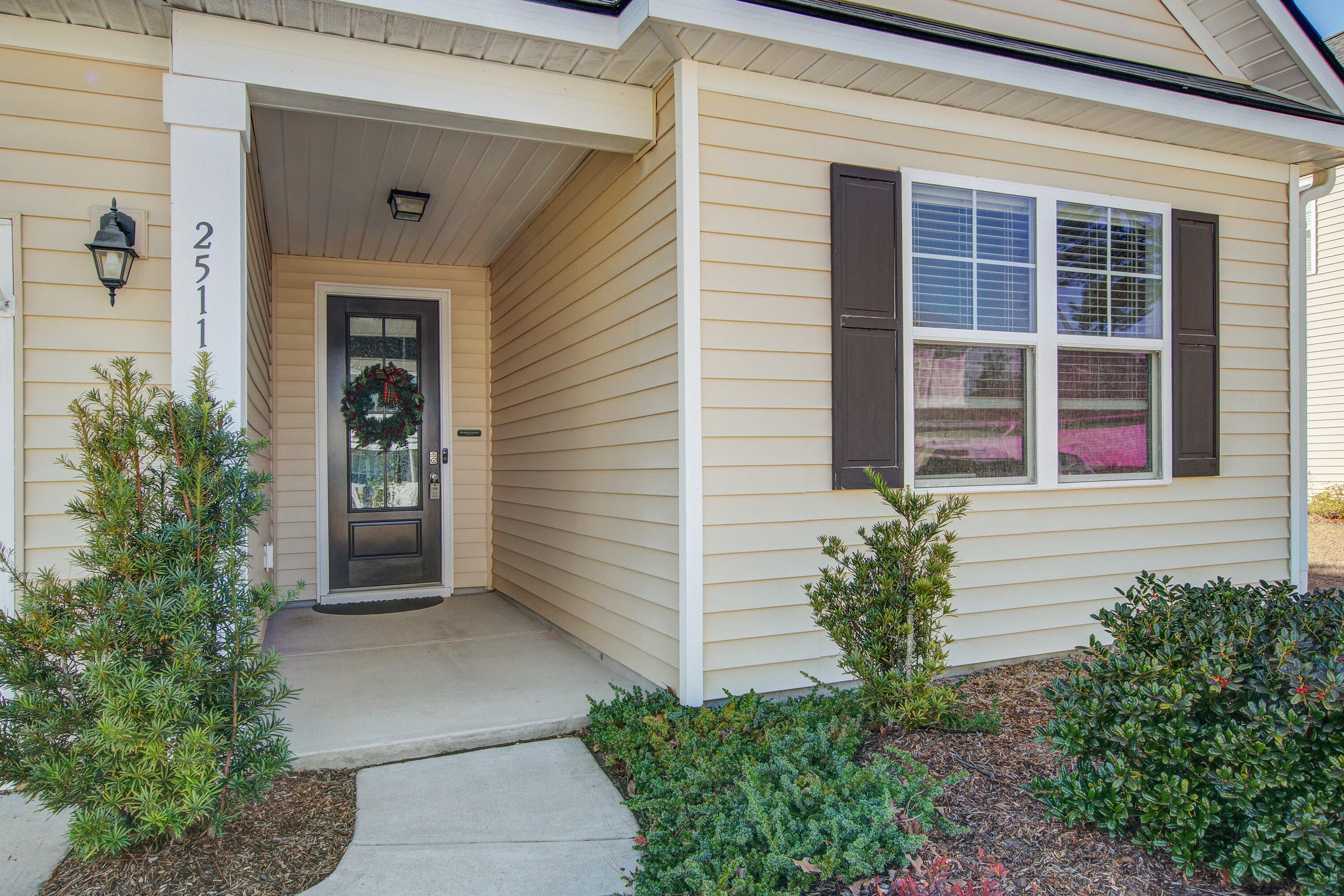 2511 Hummingbird Lane