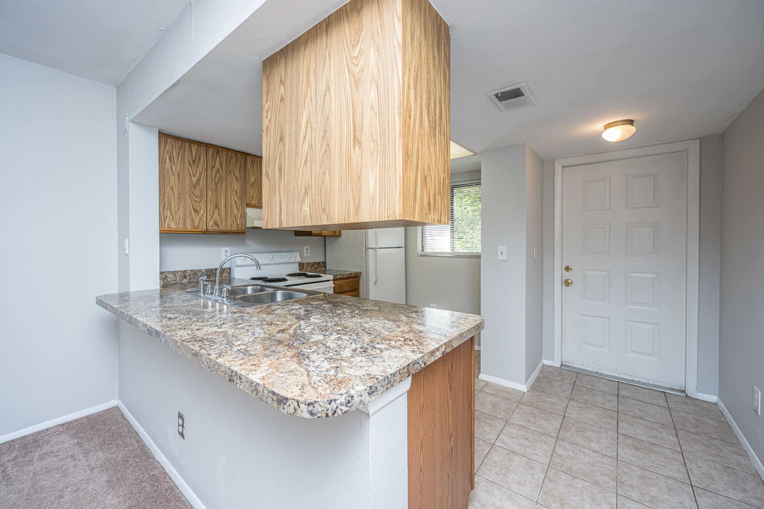 2935 Dove Haven Ct Court Unit G