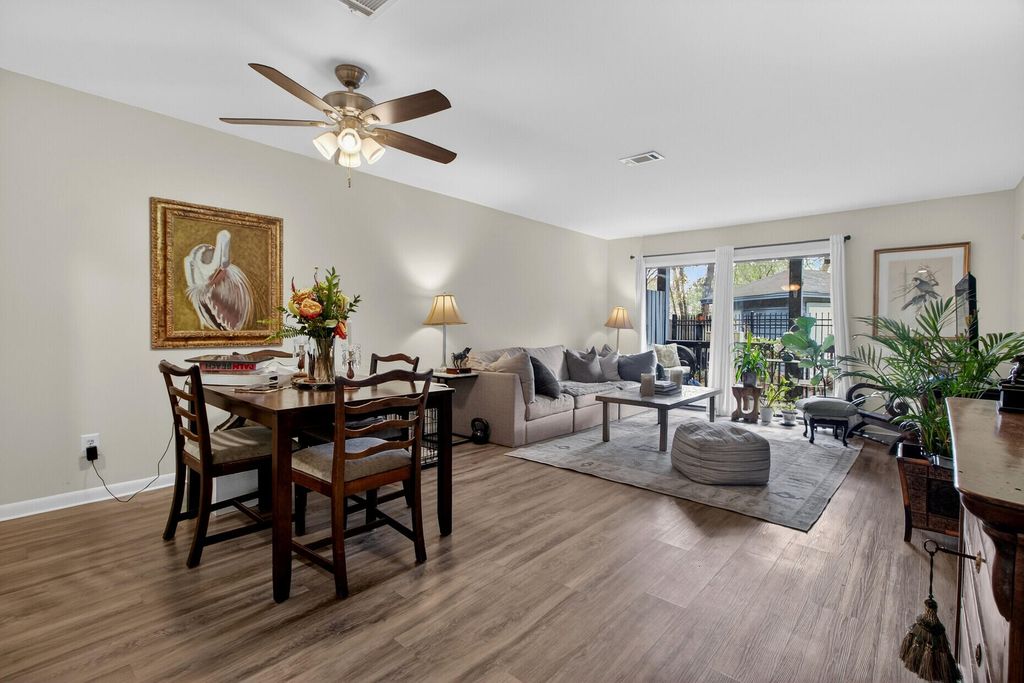 Photo of 1530 Fort Johnson Road #2b, Charleston, SC 29412 (MLS # 26007335)