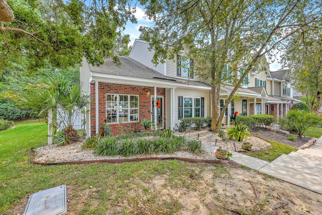 Photo of 7930 Shadow Oak Drive, North Charleston, SC 29406 (MLS # 25025529)