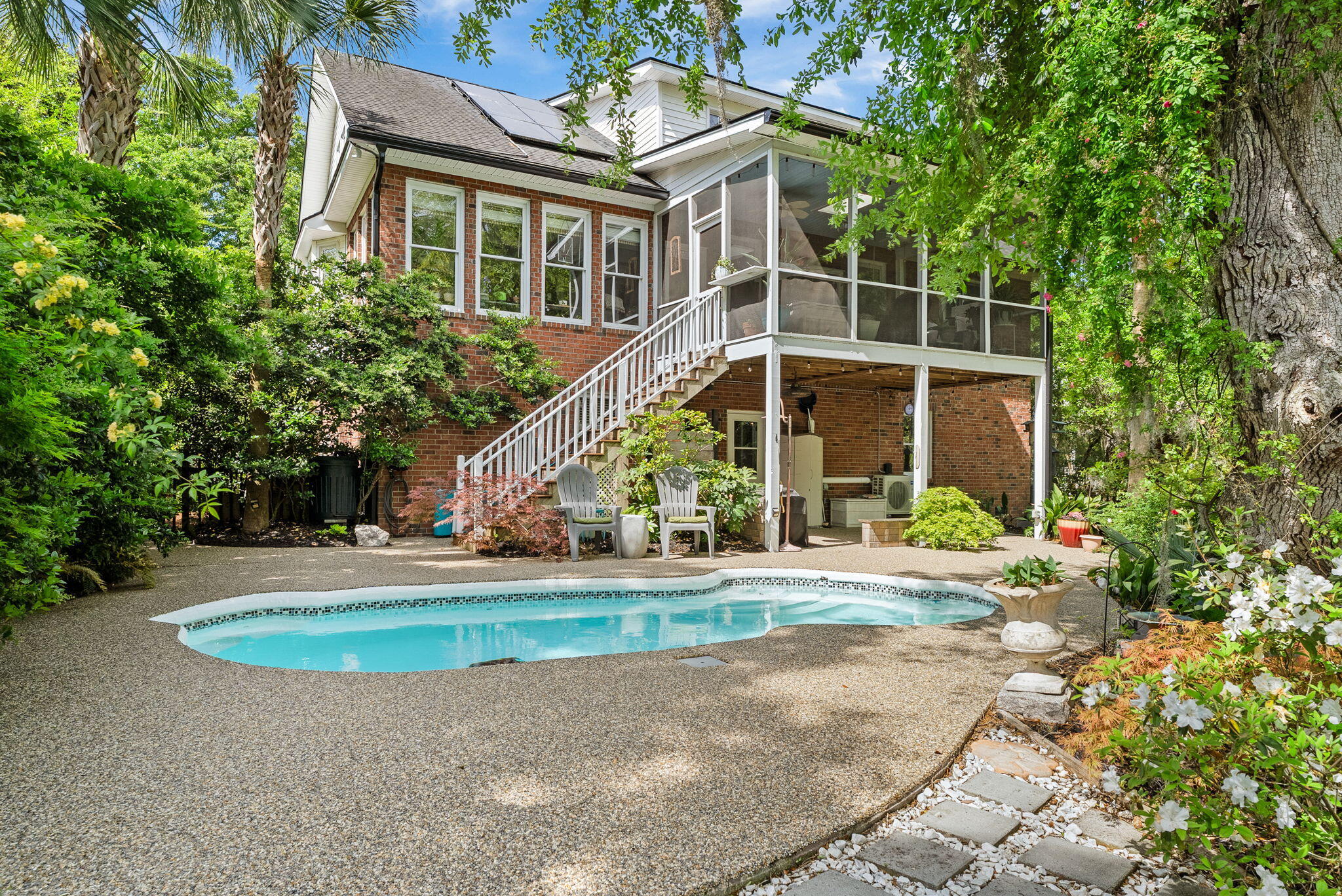2453 Vaucluse Road