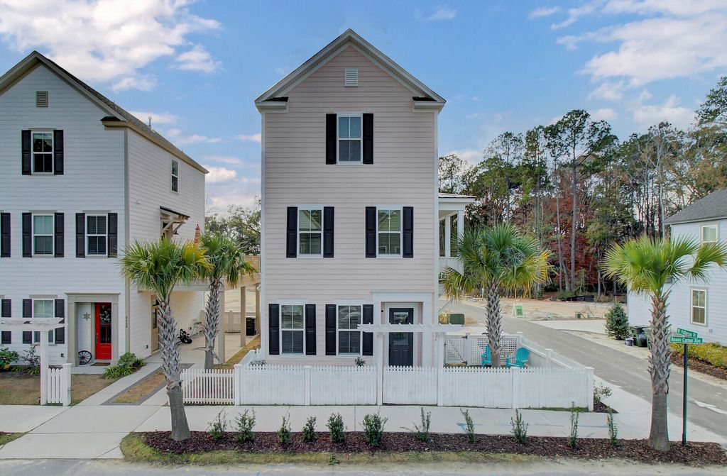 Photo of 8606 Bowen Corner Avenue, Hanahan, SC 29410 (MLS # 26004109)