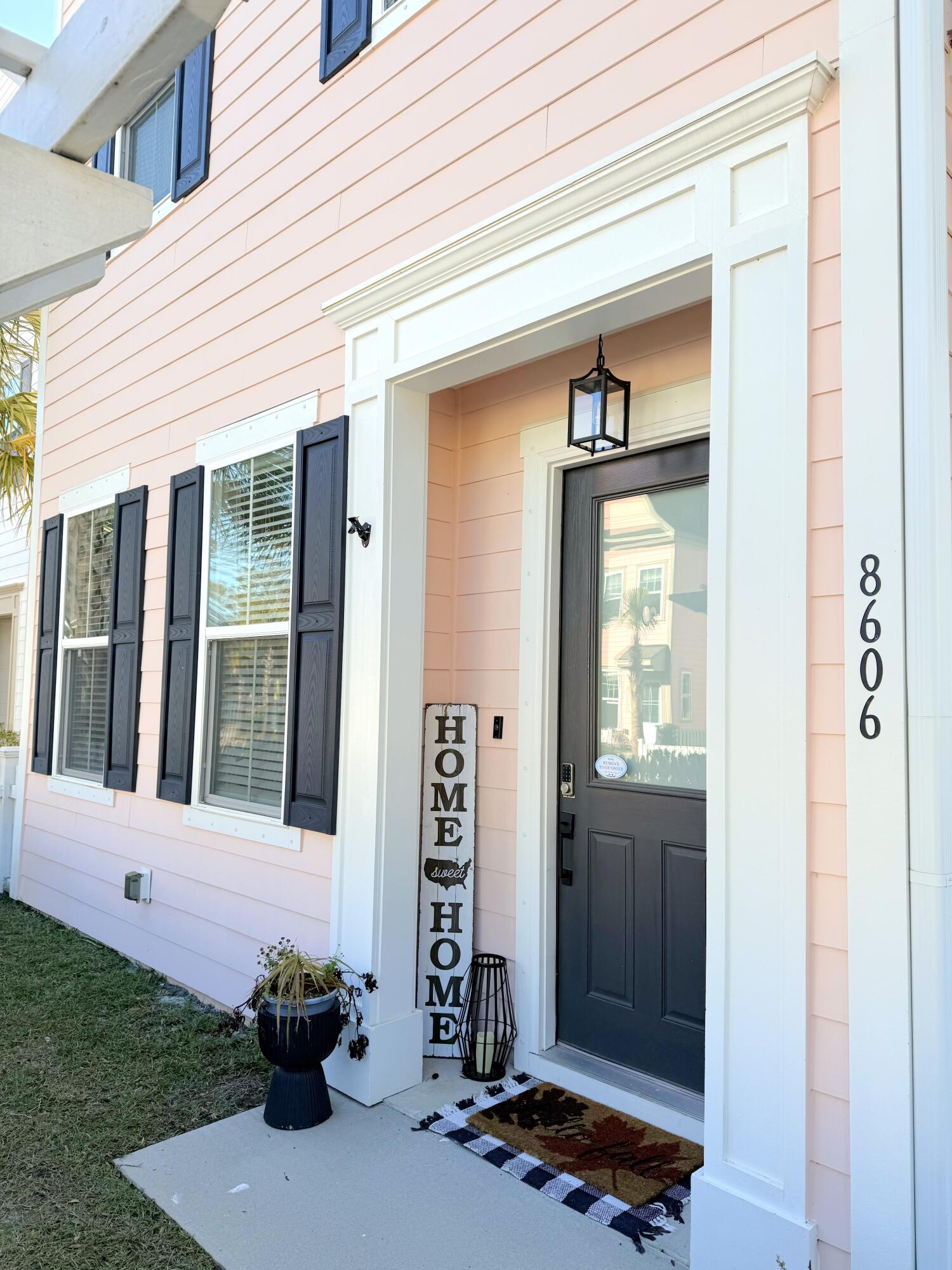 8606 Bowen Corner Avenue