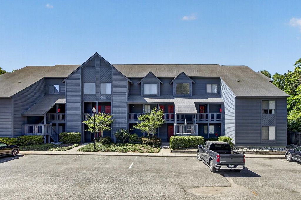 Photo of 1530 Fort Johnson RD #Apt 1k, Charleston, SC 29412 (MLS # 26012893)