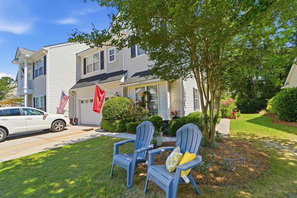 Photo of 2451 Draymohr Court, Mount Pleasant, SC 29466 (MLS # 26011620)