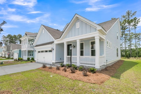 Photo of 733 Maynard Lane, Summerville, SC 29486 (MLS # 26013718)