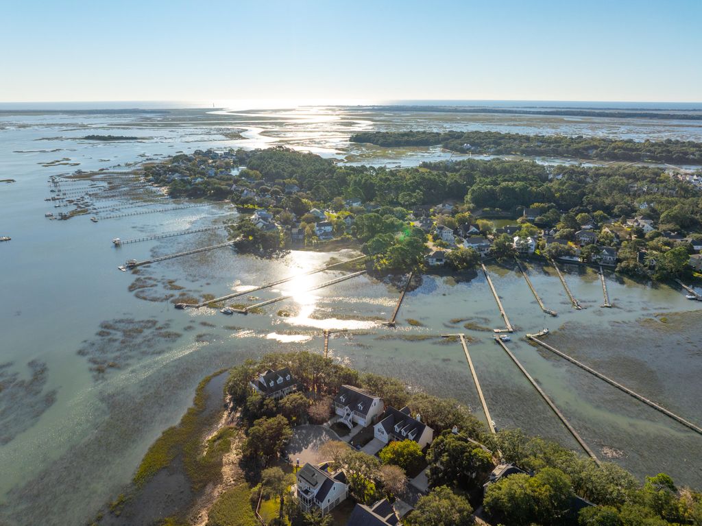 Photo of 1462 Harborsun Drive, Charleston, SC 29412 (MLS # 25029450)