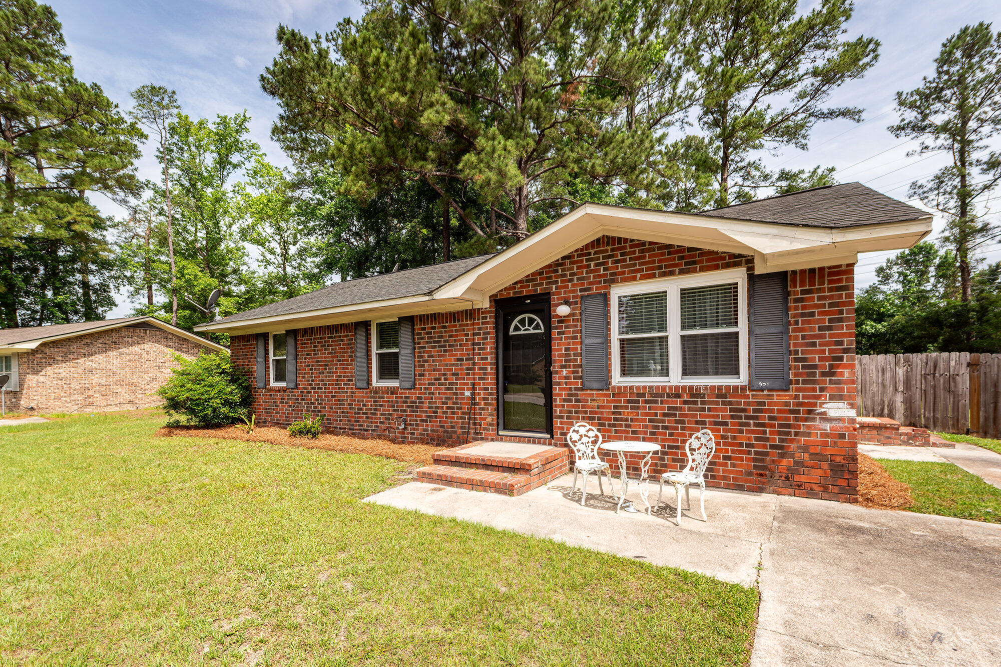 111 Fripp Lane