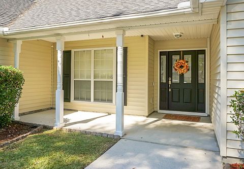 A home in North Charleston