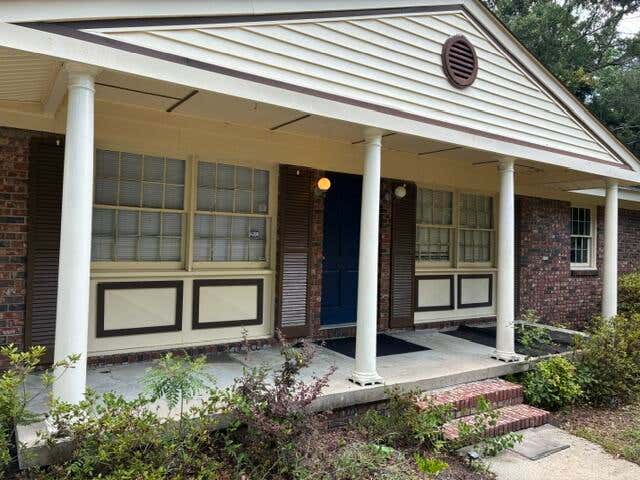 Photo of 1455 Village Road, Charleston, SC 29407 (MLS # 26016007)