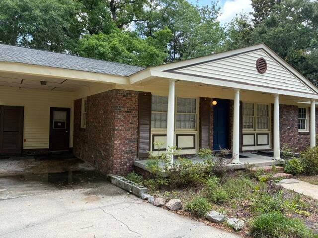 Photo of 1455 Village Road, Charleston, SC 29407 (MLS # 26016007)