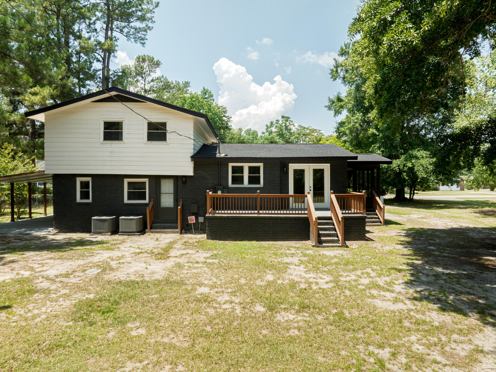 2102 N State Highway 35