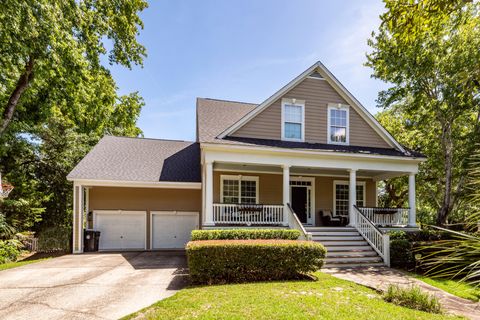 Photo of 996 Cochran Street, Charleston, SC 29492 (MLS # 25019656)
