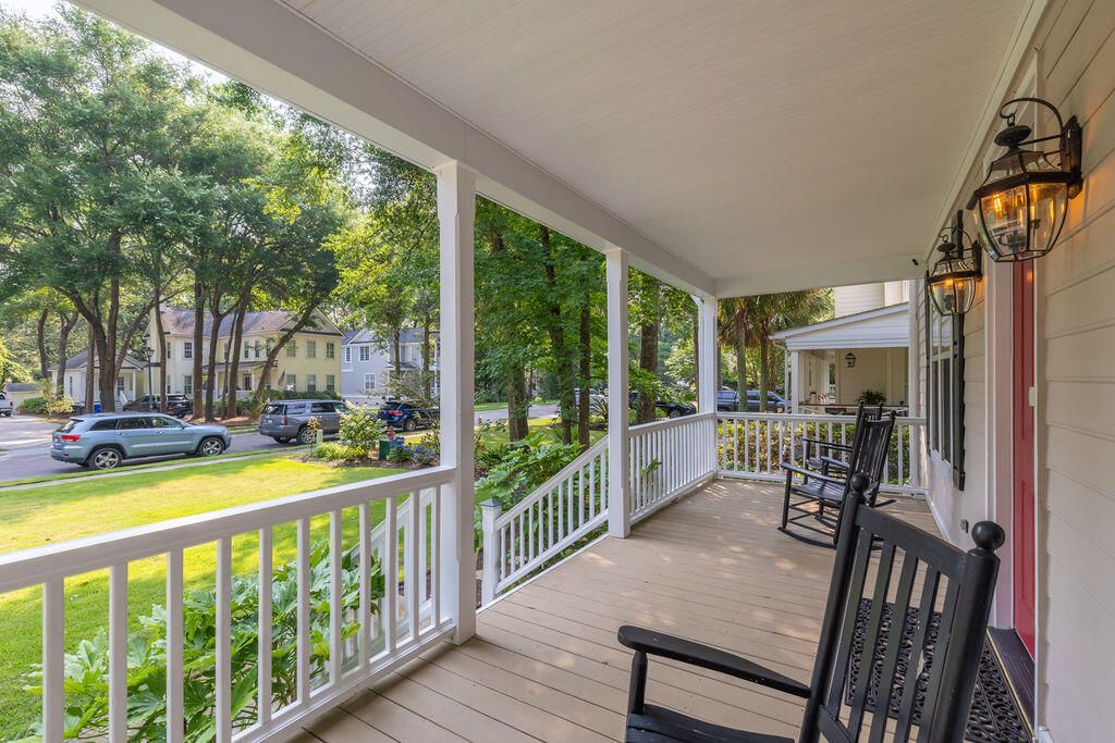 Photo of 1116 Sea Island Crossing Lane, Mount Pleasant, SC 29464 (MLS # 26009867)