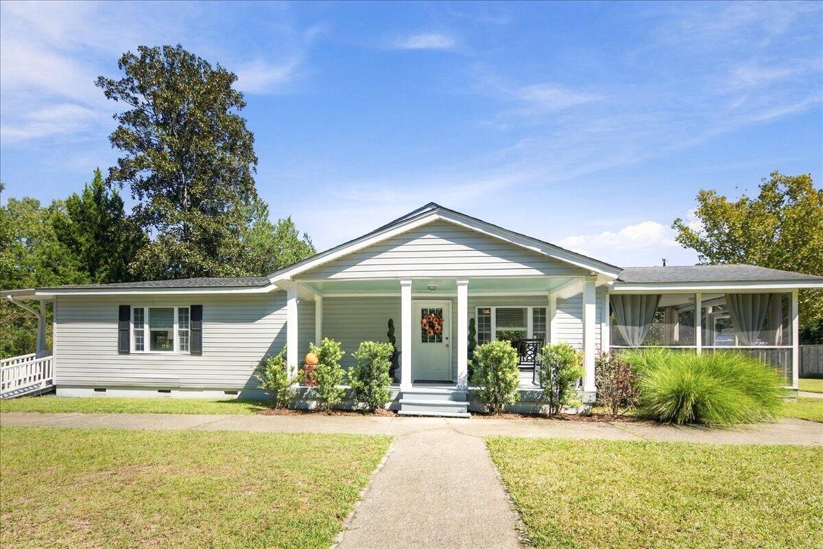 3816 Belvedere Road