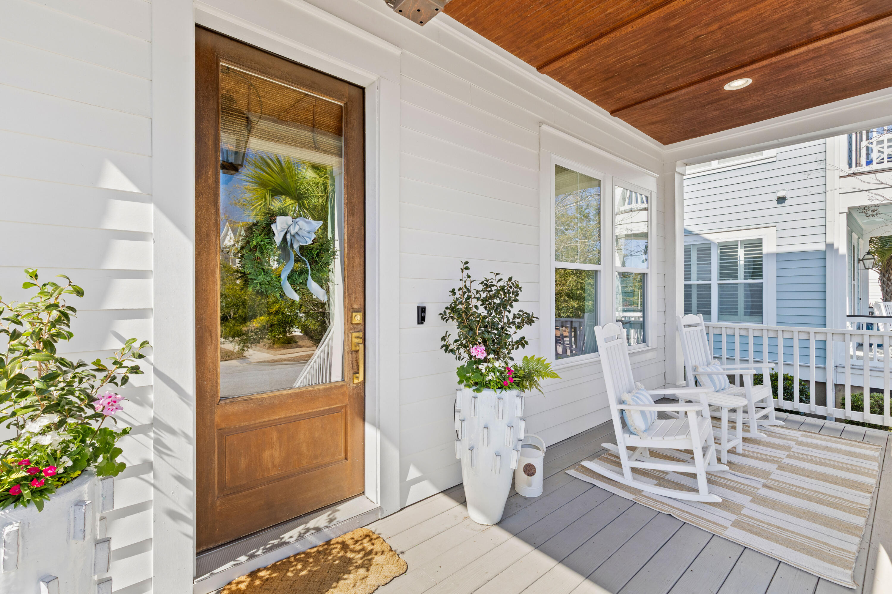 2421 Louisville Street