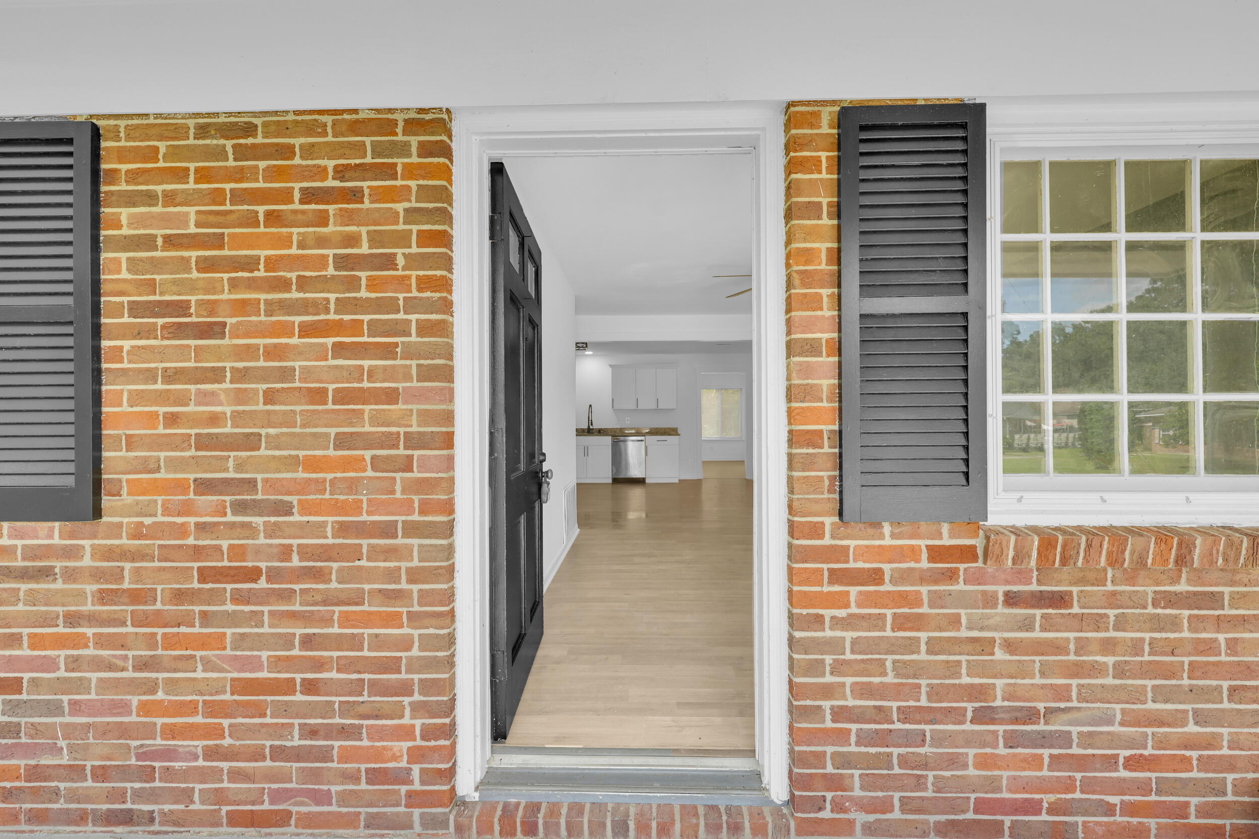 105 Bermuda Court