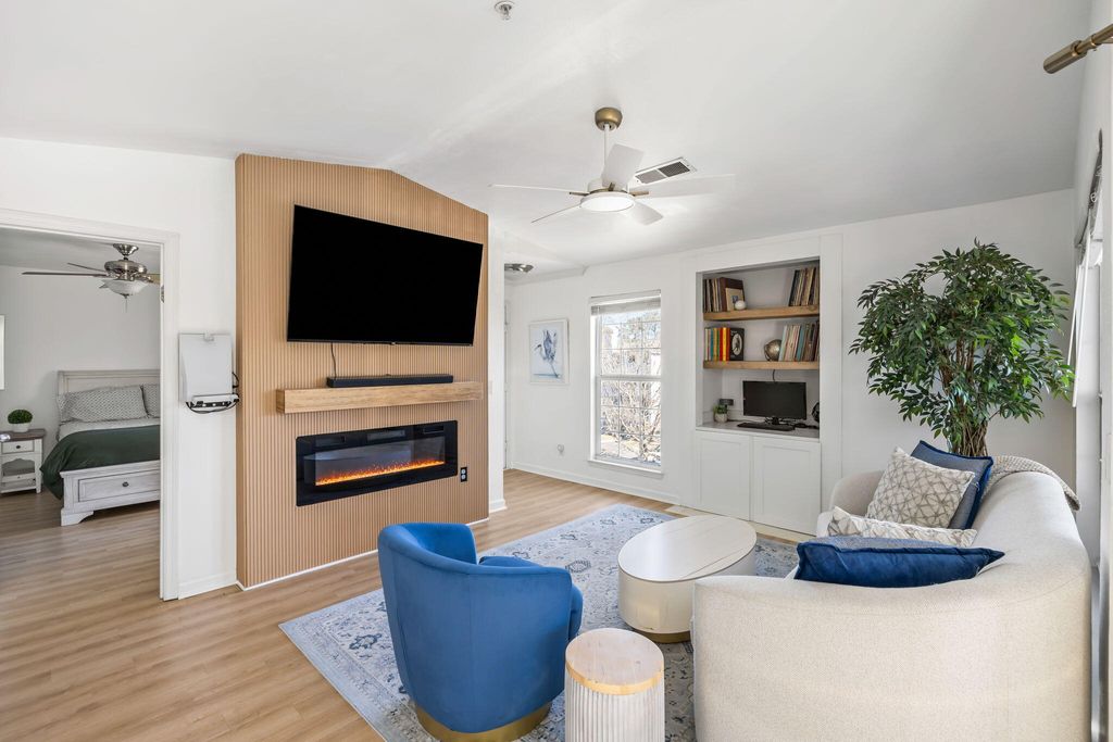 Photo of 700 Daniel Ellis Drive #10301, Charleston, SC 29412 (MLS # 26002566)