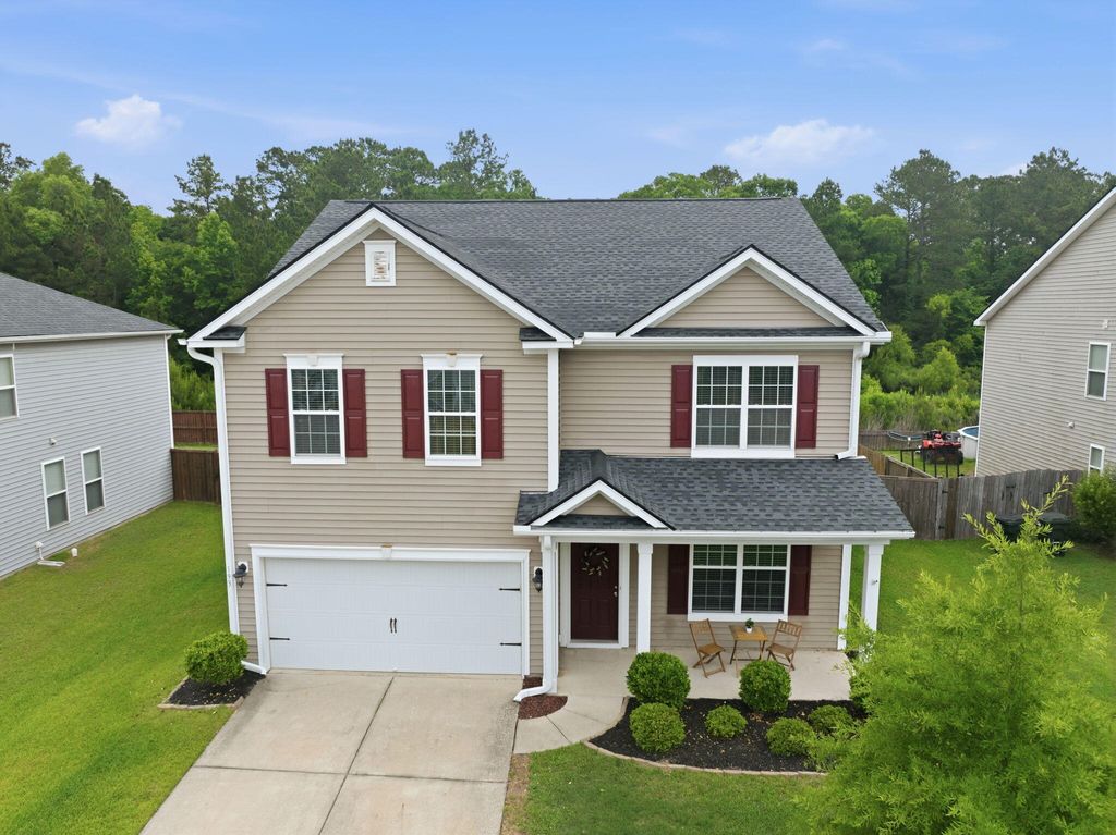 Photo of 193 Meadow Wood Road, Summerville, SC 29483 (MLS # 26013923)