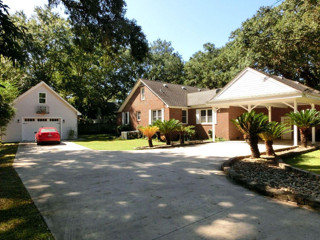 Photo of 2519 Longbranch Drive, Charleston, SC 29414 (MLS # 25027113)