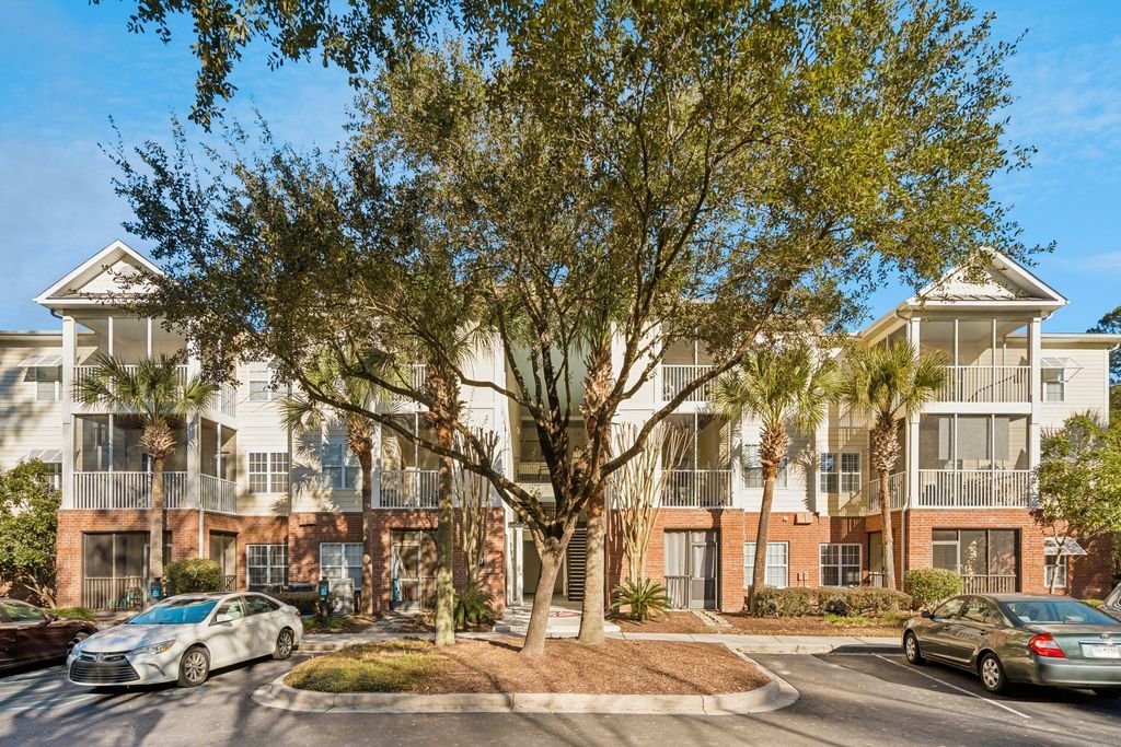 Photo of 1515 Basildon Road, Mount Pleasant, SC 29466 (MLS # 26005838)